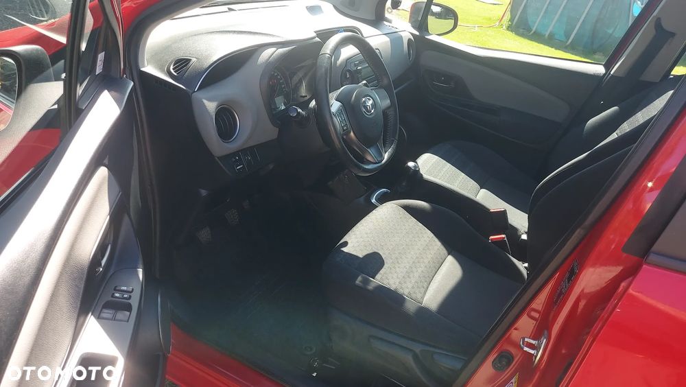 Toyota Yaris 1.0 Life EU6 - 8