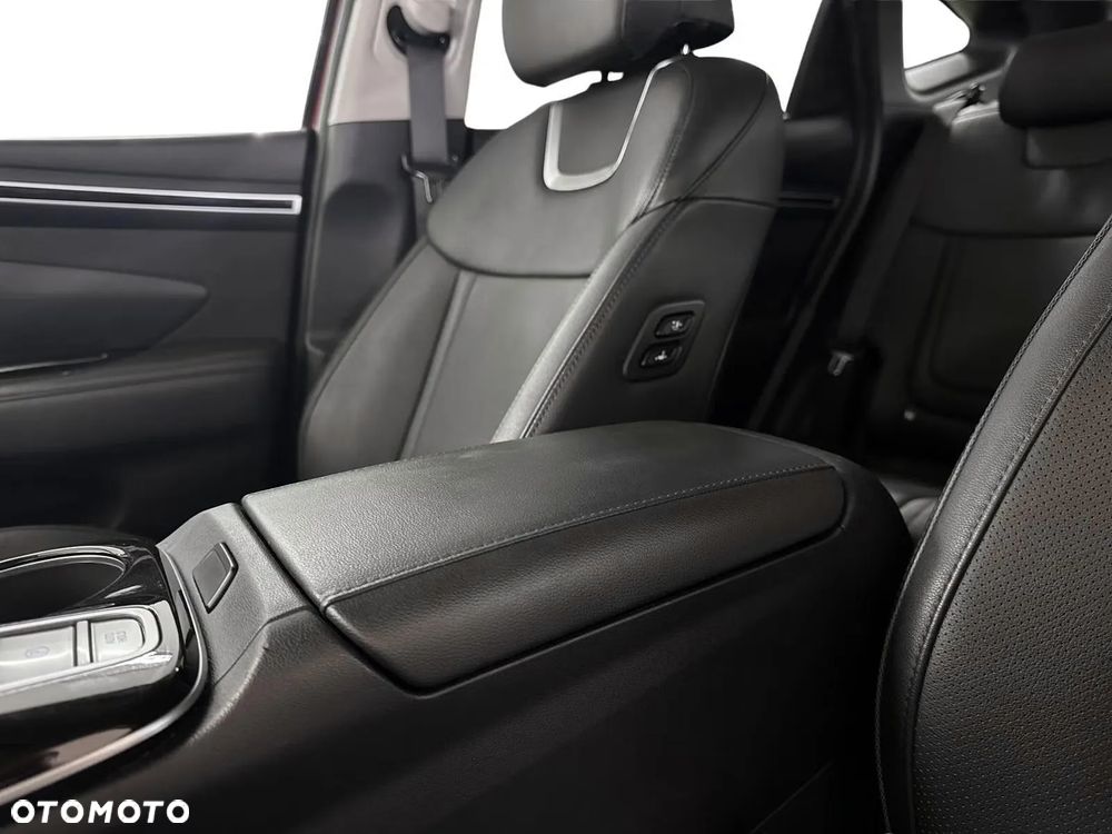 Hyundai Tucson 1.6 T-GDi 4WD - 27