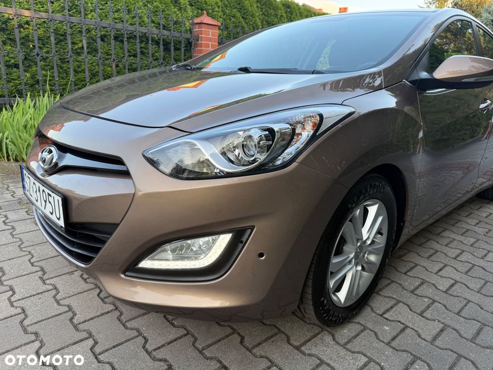 Hyundai i30 1.6 Fifa World Cup Edition - 16