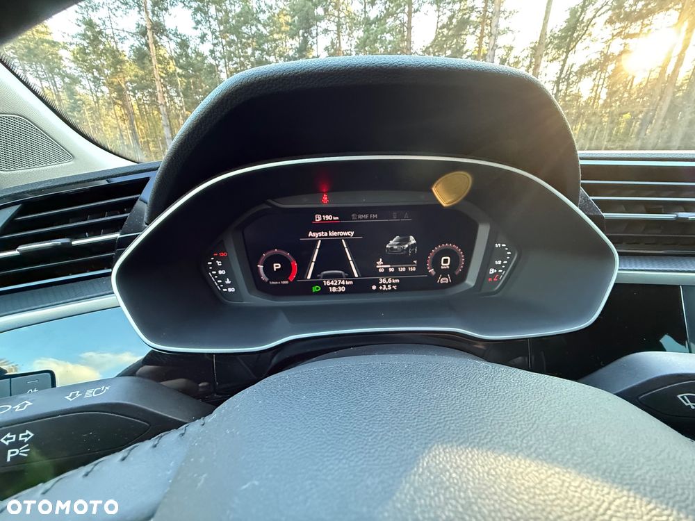 Audi Q3 2.0 TDI S tronic - 24