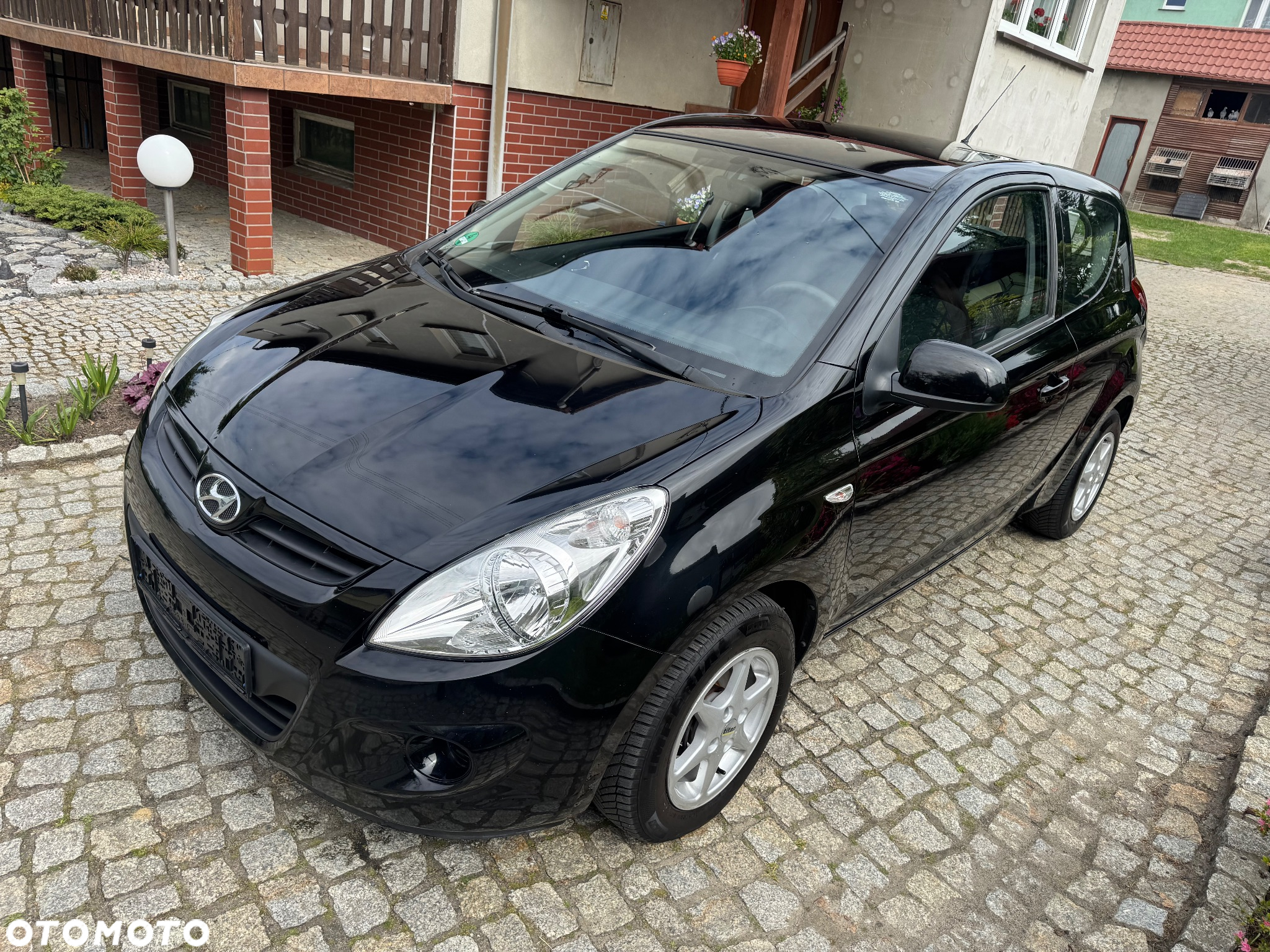 Hyundai i20 1.2 FIFA WM Edition - 15