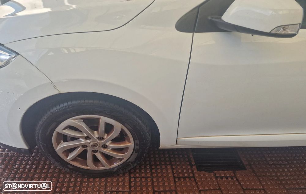 Renault Mégane Sport Tourer ENERGY dCi 130 Start & Stopp Bose Edition - 7