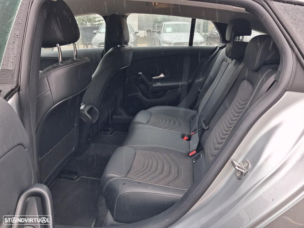 Mercedes-Benz CLA 180 d Shooting Brake Style Plus Aut. - 12