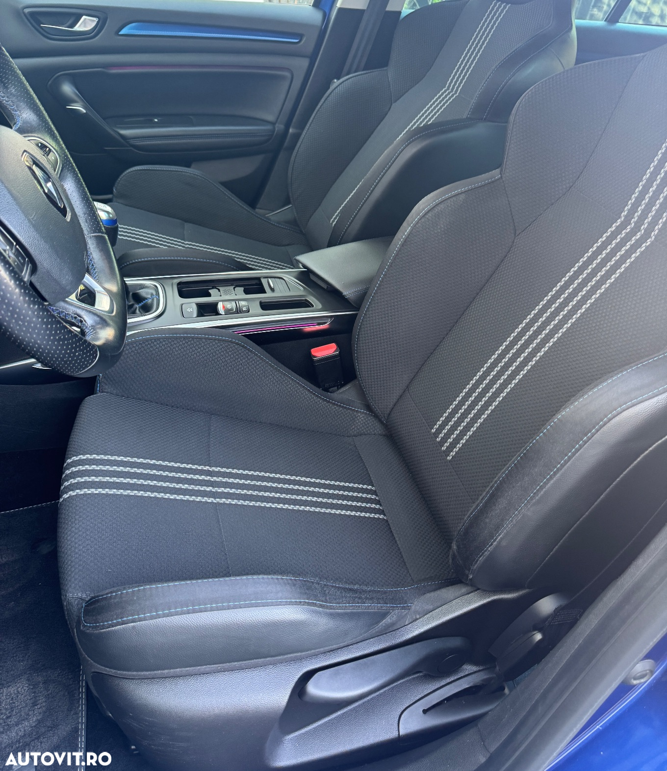 Renault Megane ENERGY dCi 130 GT LINE - 32