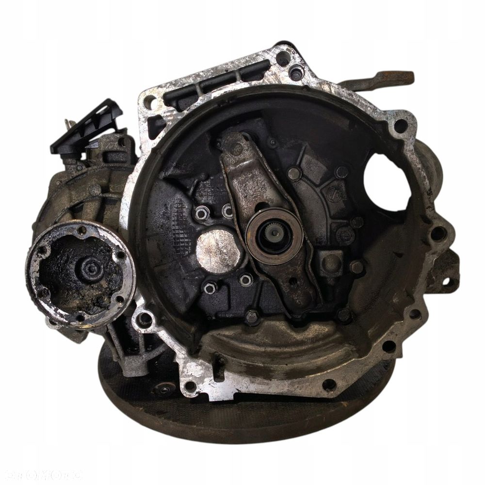 SKRZYNIA BIEGÓW VW Golf V Audi A3 II 8P 1.9 TDI manualna MANUAL JCX 5 BIEG - 4