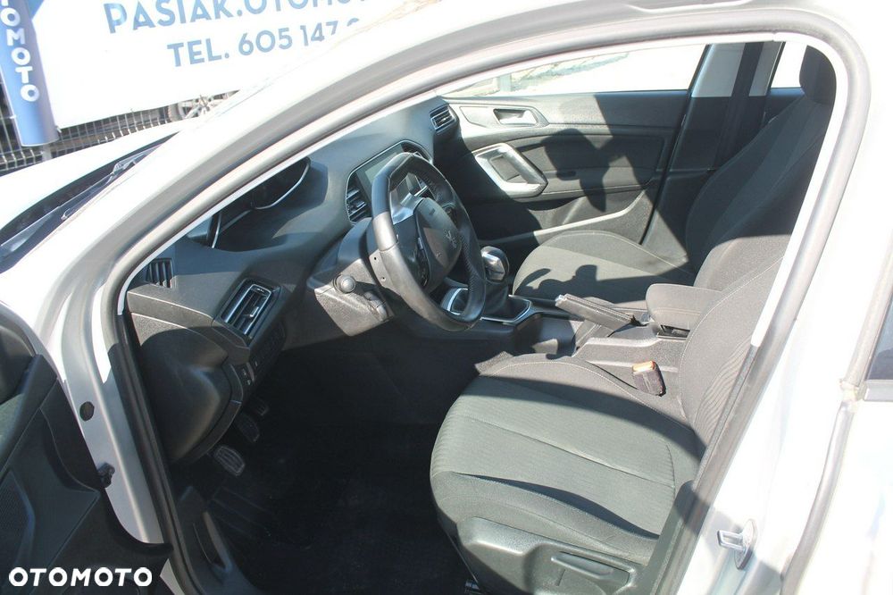 Peugeot 308 - 9