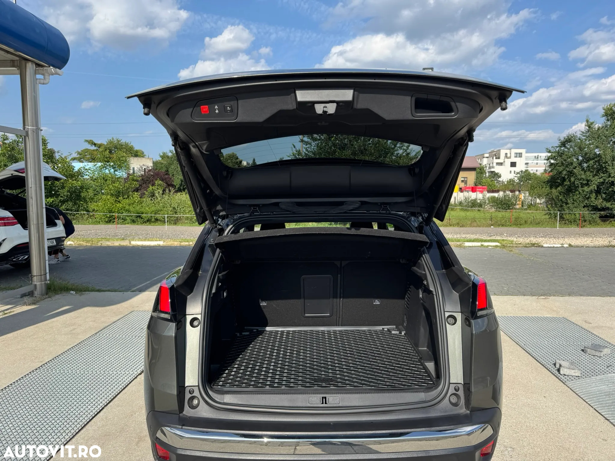 Peugeot 3008 1.5 BlueHDI S&S GT-Line - 8