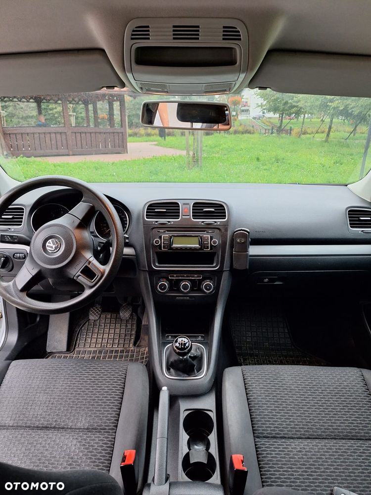 Volkswagen Golf 1.6 TDI DPF BlueMotion - 4