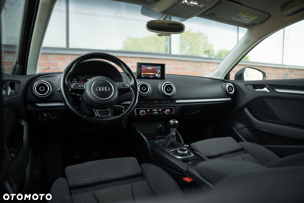 Audi A3 Sportback 2.0 TDI Attraction - 28