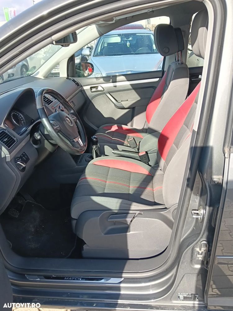 Volkswagen Touran 1.6 TDI DPF MATCH - 10