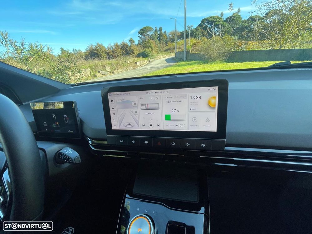 MG MG4 64 kWh Luxury - 31