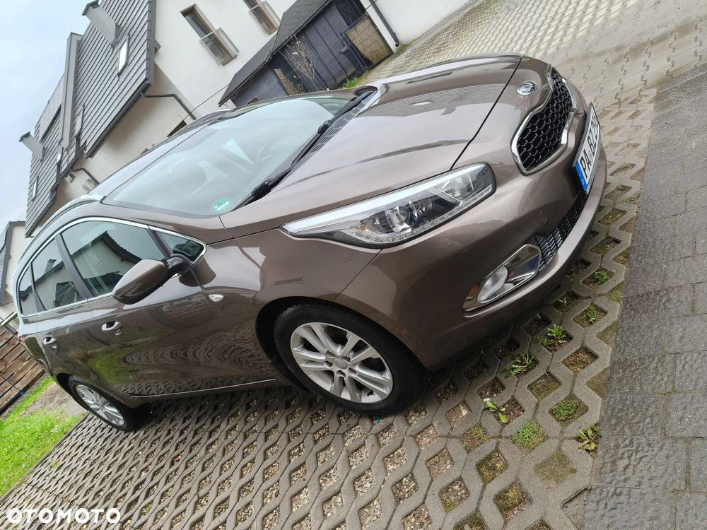 Kia Ceed - 16