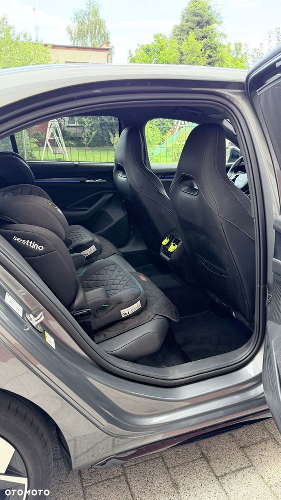 Skoda Superb 2.0 TSI 4x4 Sportline DSG - 17