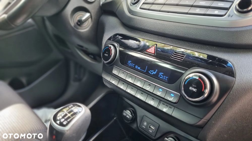 Hyundai Tucson blue 1.6 GDi 2WD Navi - 20