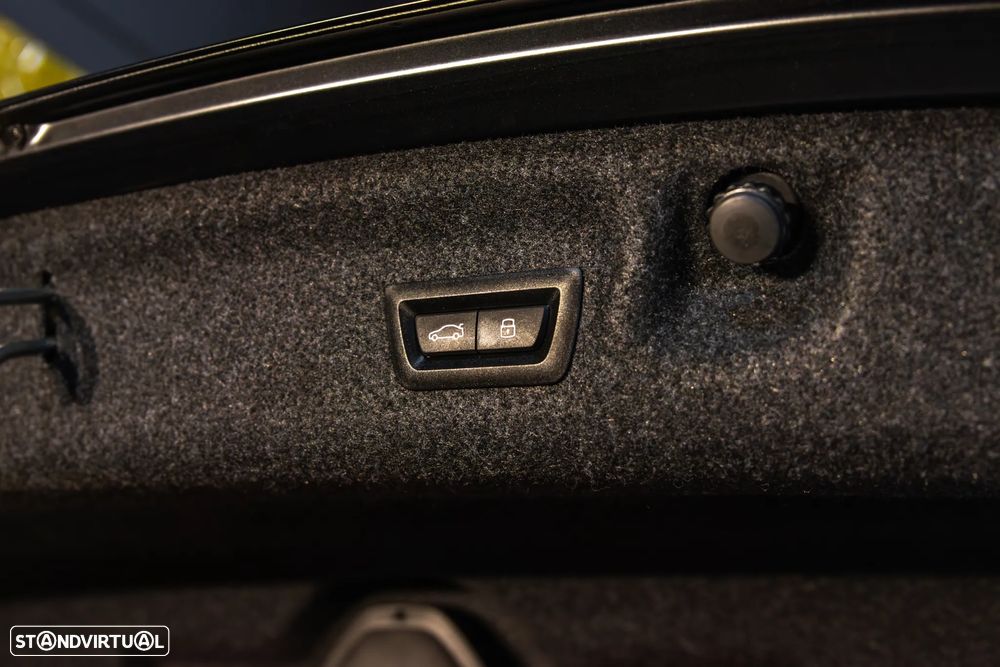 BMW M4 Competition - 28