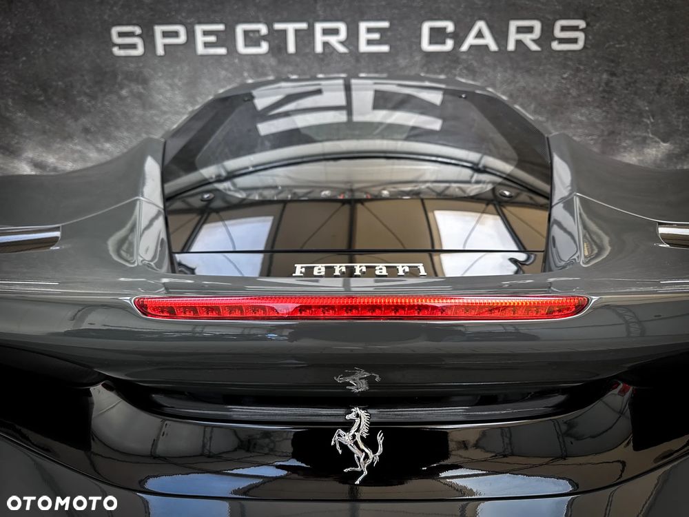 Ferrari 488 Pista - 21