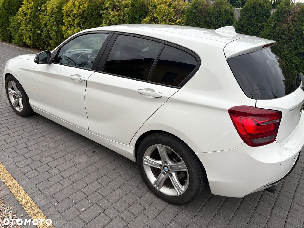BMW Seria 1 116d EfficientDynamics Sport Line - 4