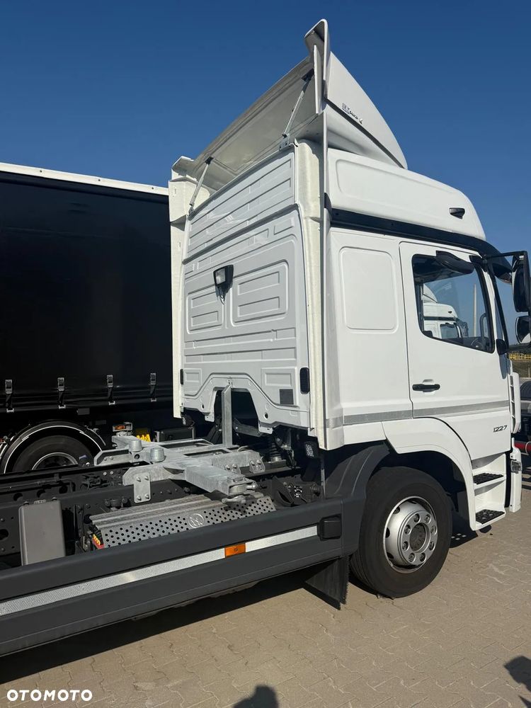 Mercedes-Benz ATEGO - 3