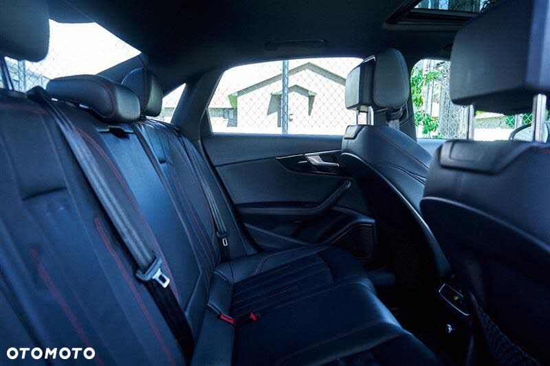 Audi A4 Limousine - 15