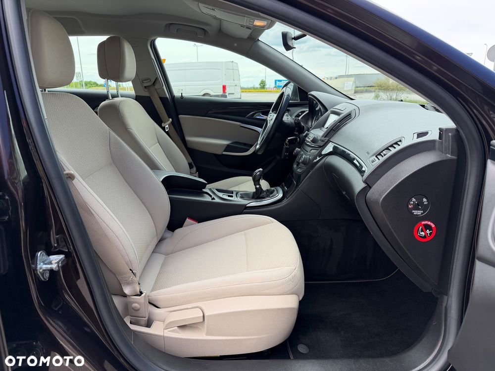 Opel Insignia 1.6 T Edition S&S - 23