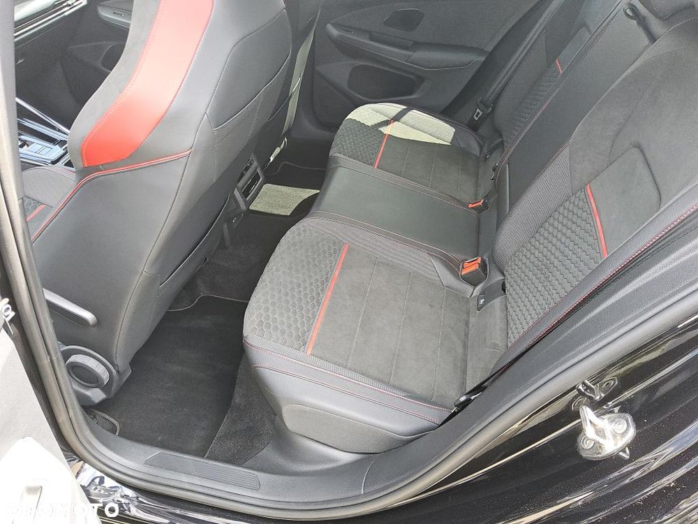 Volkswagen Golf 2.0 TSI OPF DSG GTI Clubsport - 15