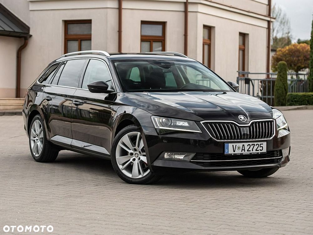 Skoda Superb 2.0 TDI DSG Premium Edition - 19