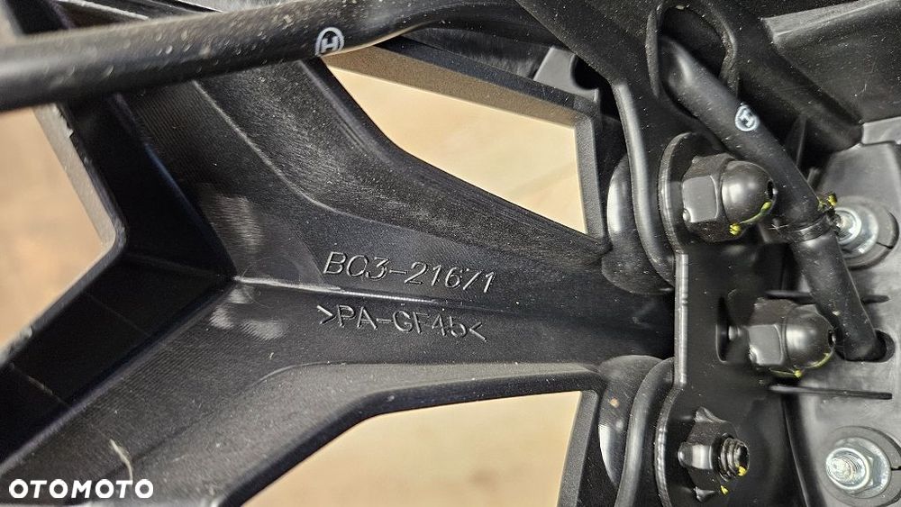 Uchwyt tablicy podświetlanie Yamaha T-Max 530 BC3-21629 - 12