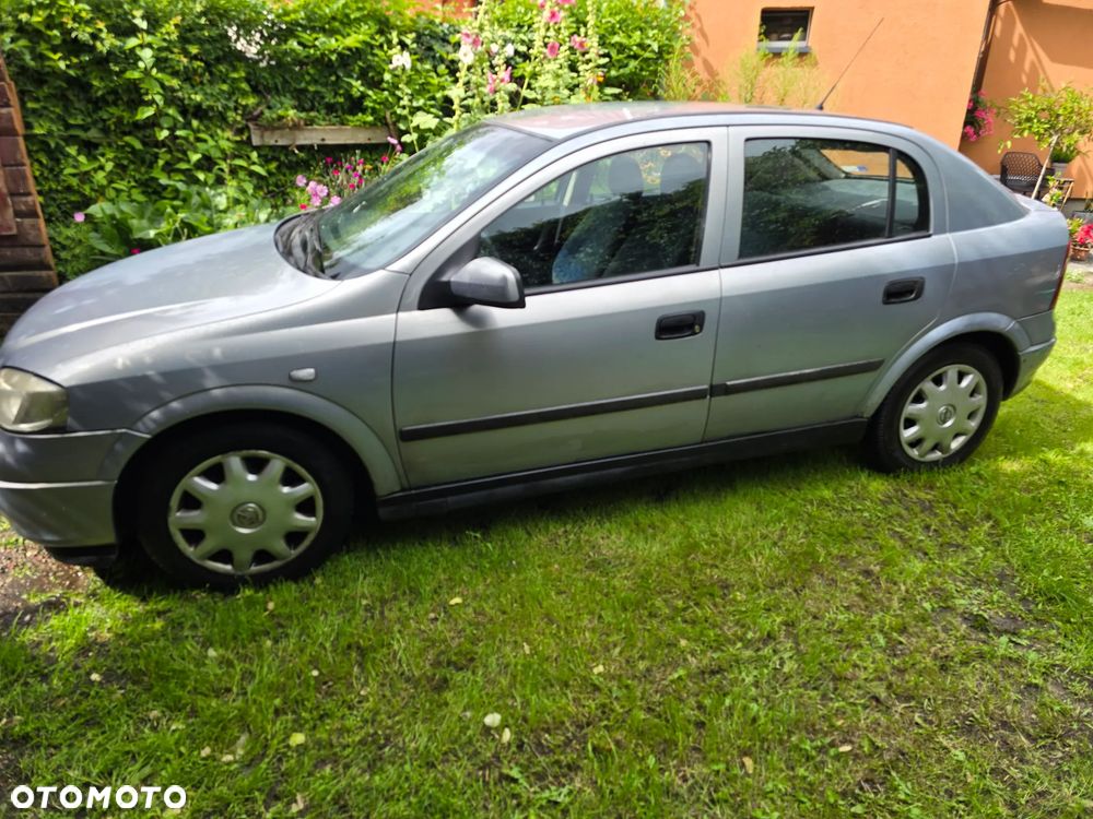 Opel Astra 1.7 DTI - 4