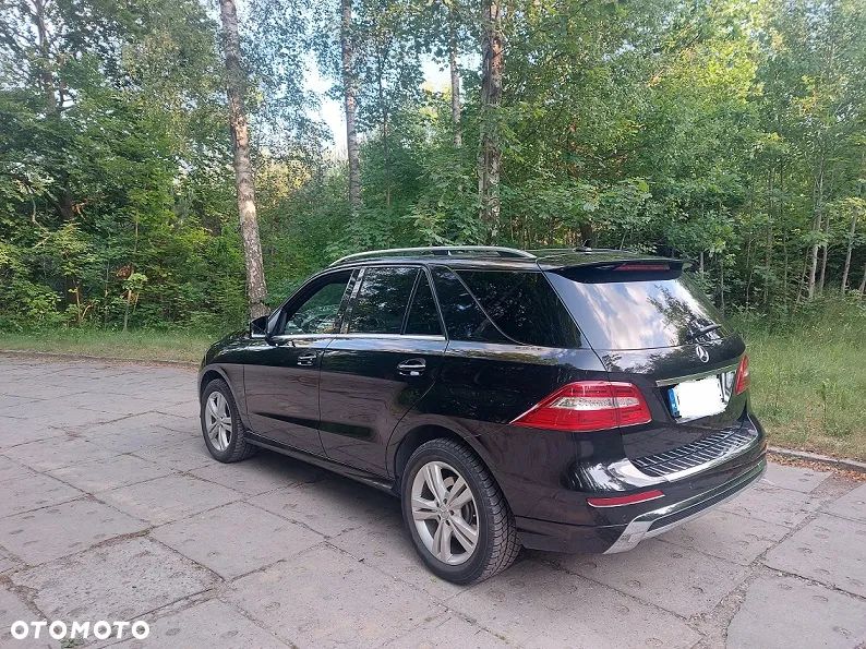 Mercedes-Benz ML 350 BlueTec 4-Matic - 3