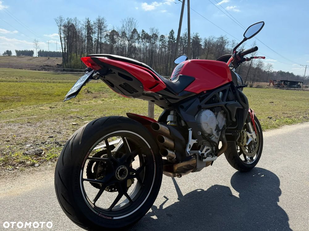 MV AGUSTA Brutale - 4