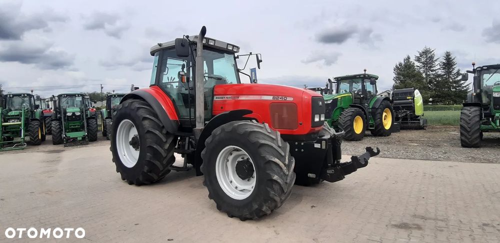Massey Ferguson 8240 - 2