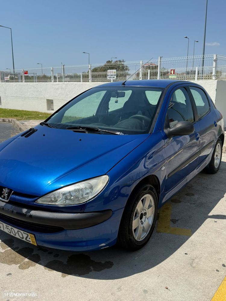 Peugeot 206 1.1 XR - 3