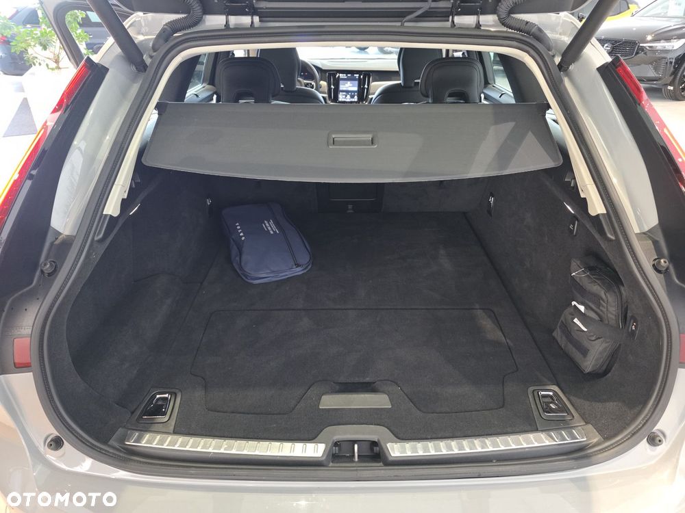 Volvo V90 - 39