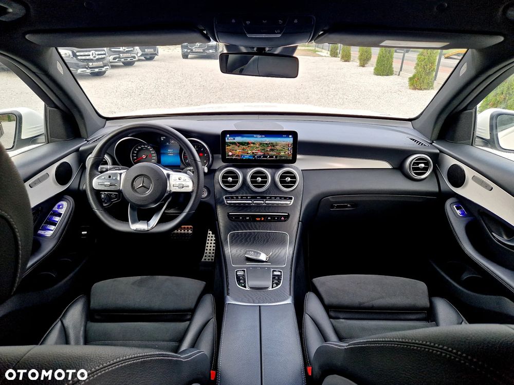 Mercedes-Benz GLC - 9