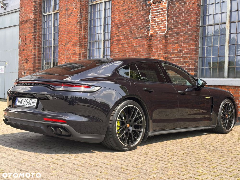 Porsche Panamera 4S - 6