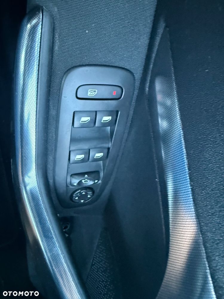 Peugeot 2008 PureTech 130 Stop&Start Allure - 18
