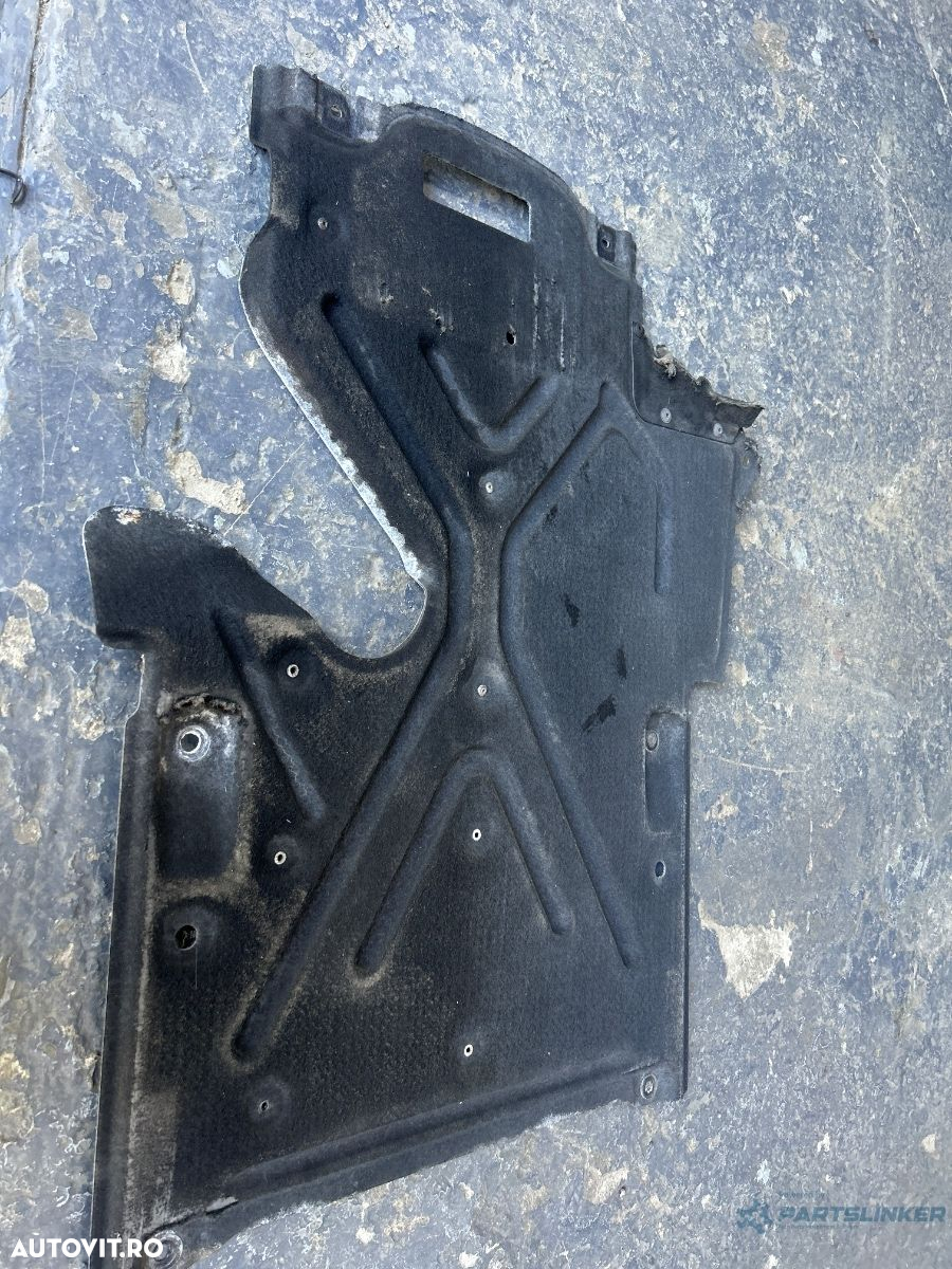 Scut de protectie sub caroserie spate dreapta AUDI A4 IV 8K2, B8 2007 - 2015 TDI CAGB, CJCB, CSUB - 2