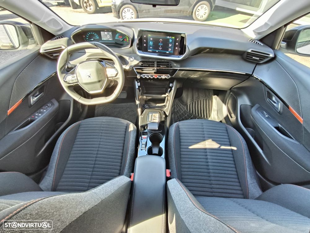 Peugeot e-208 Allure Pack - 14