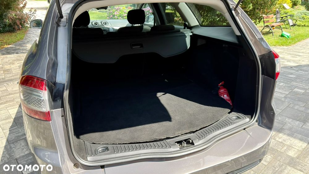 Ford Mondeo 2.0 TDCi Trend - 21