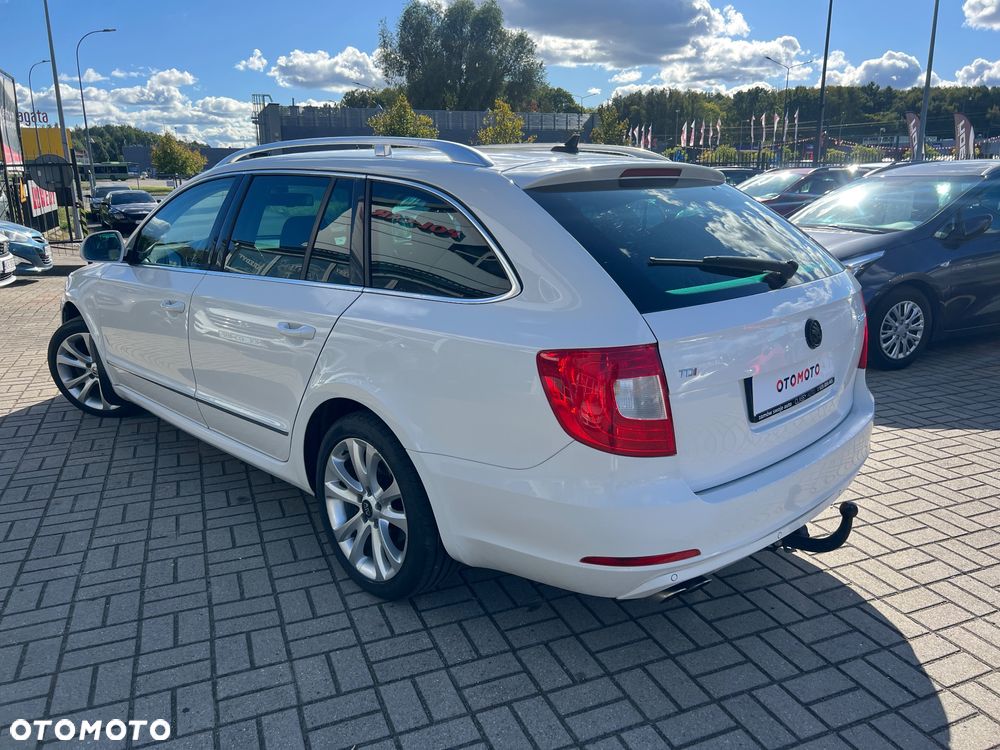Skoda Superb 2.0 TDI Ambition DSG - 10