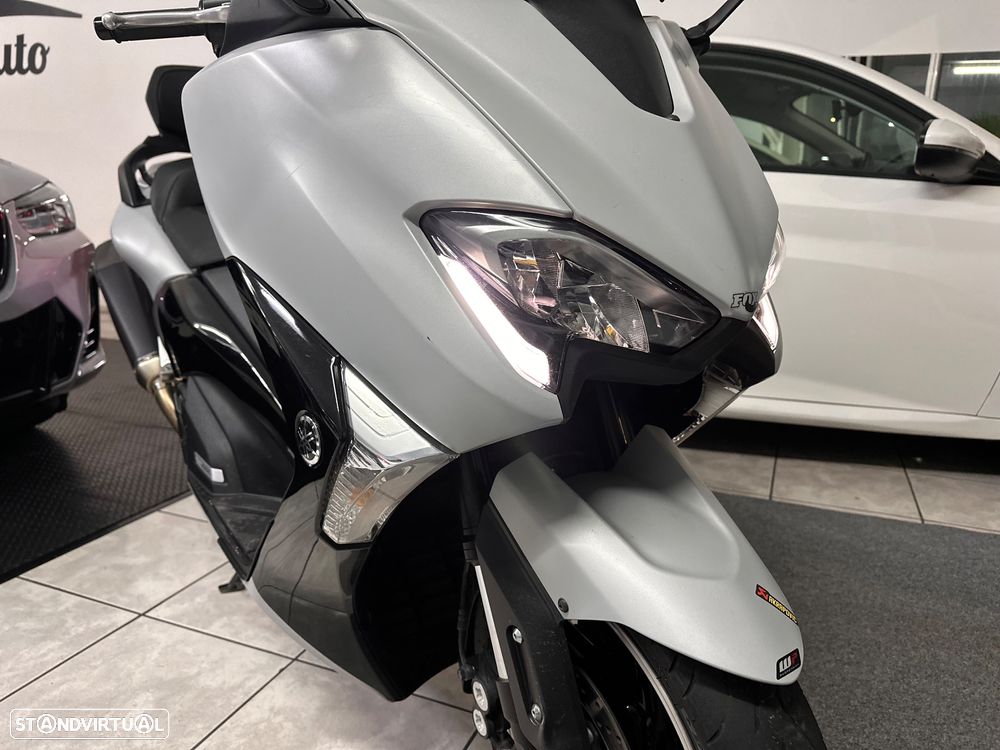 Yamaha TMAX 530 DX - 10