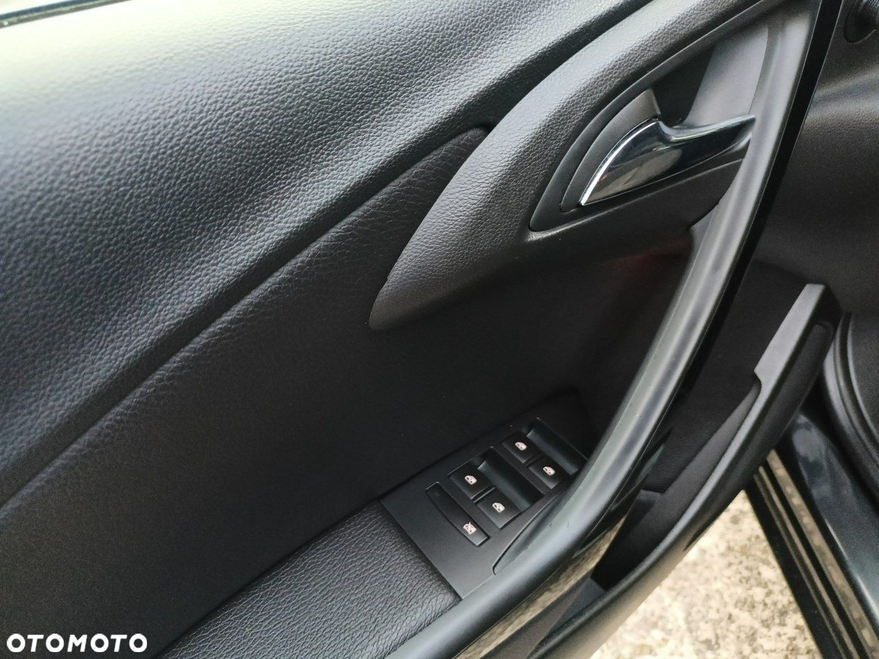 Opel Astra - 24