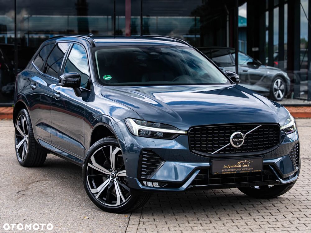 Volvo XC 60 B4 B Plus Dark - 4