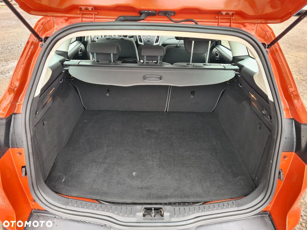 Ford Focus SW - 12