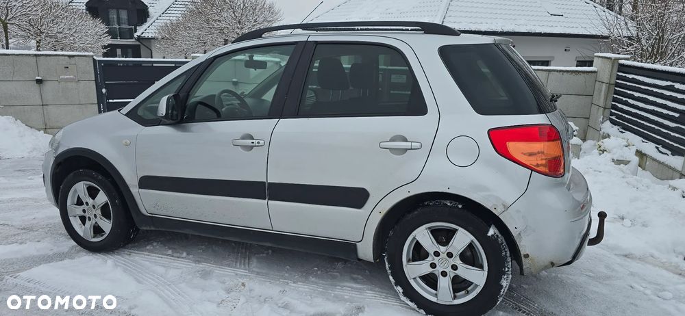 Suzuki SX4 2.0 DDiS 4x4 Style - 17
