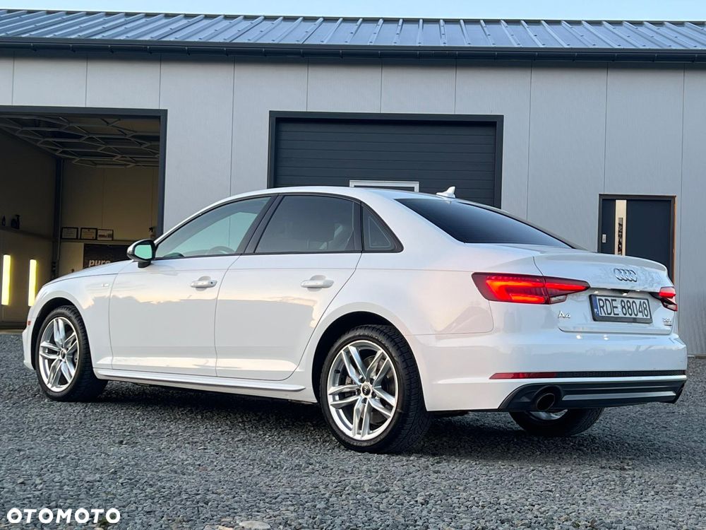 Audi A4 Limousine - 3