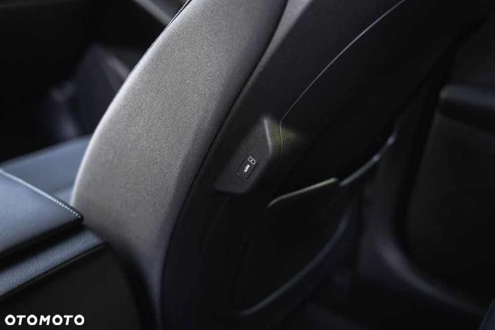 Kia Niro - 28