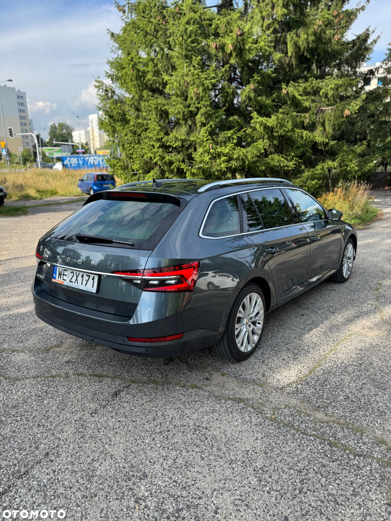 Skoda Superb 2.0 TDI SCR Style DSG - 11