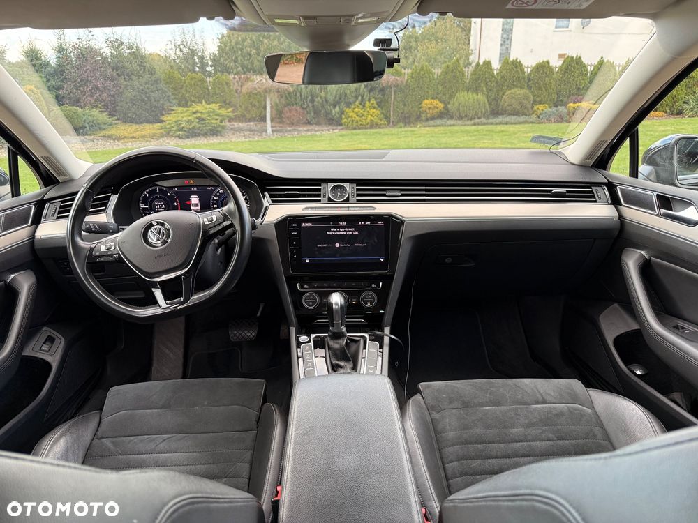 Volkswagen Passat 2.0 TDI Bi-Turbo BMT 4Mot Highline DSG - 11
