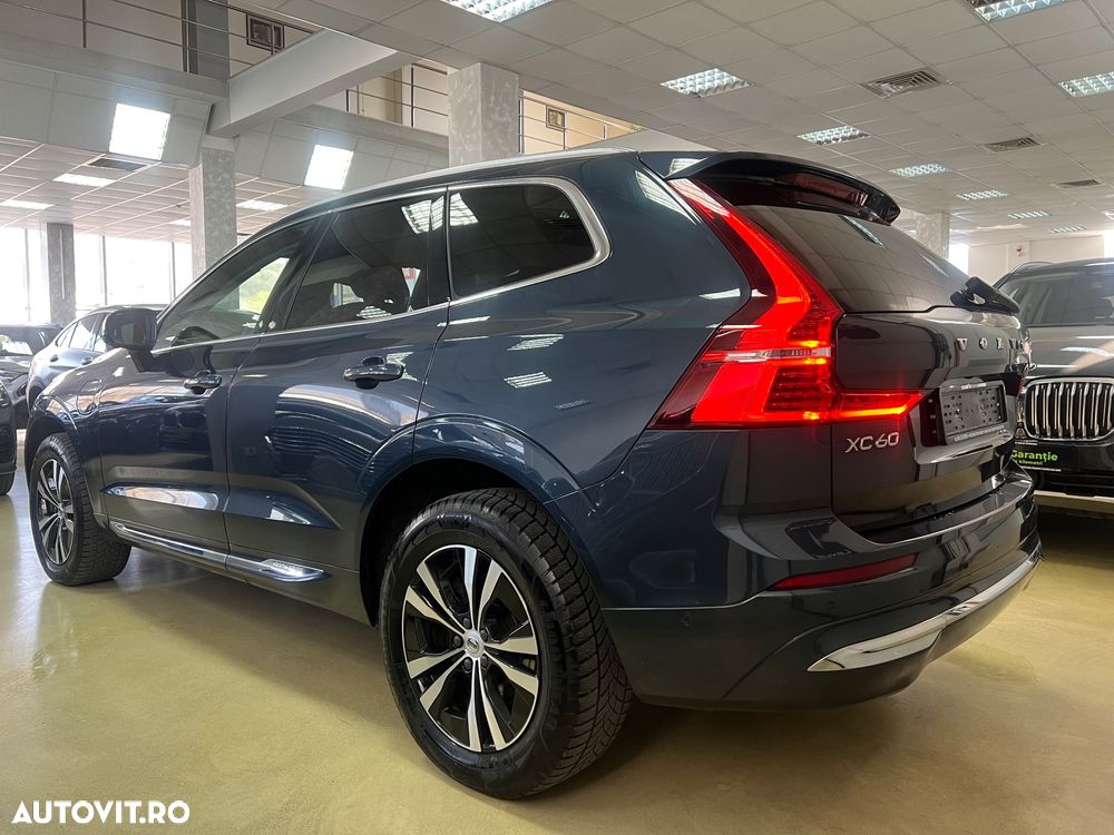 Volvo XC 60 T6 AWD Recharge Geartronic Inscription Expression - 13